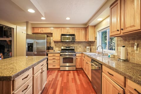 15 Blue Grouse home House in Sunriver