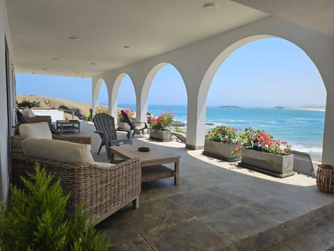 Natural landscape, Balcony/Terrace, Sea view