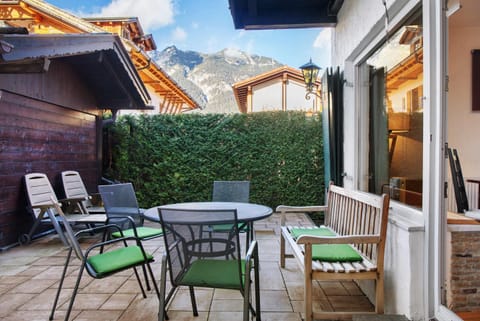 Alpen Lodge House in Garmisch-Partenkirchen