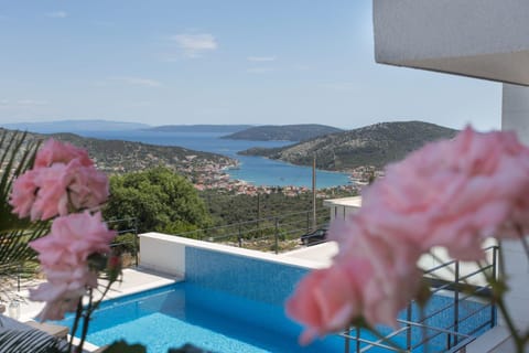 Mountain view, Pool view, Sea view, Swimming pool