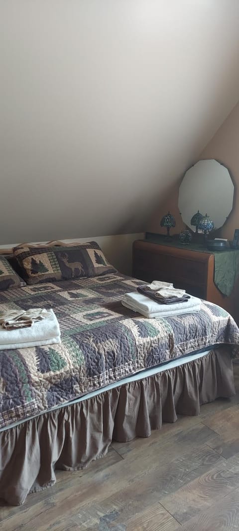 The Old Tioga Inn Bed and Breakfast Inn in Fairmount Township