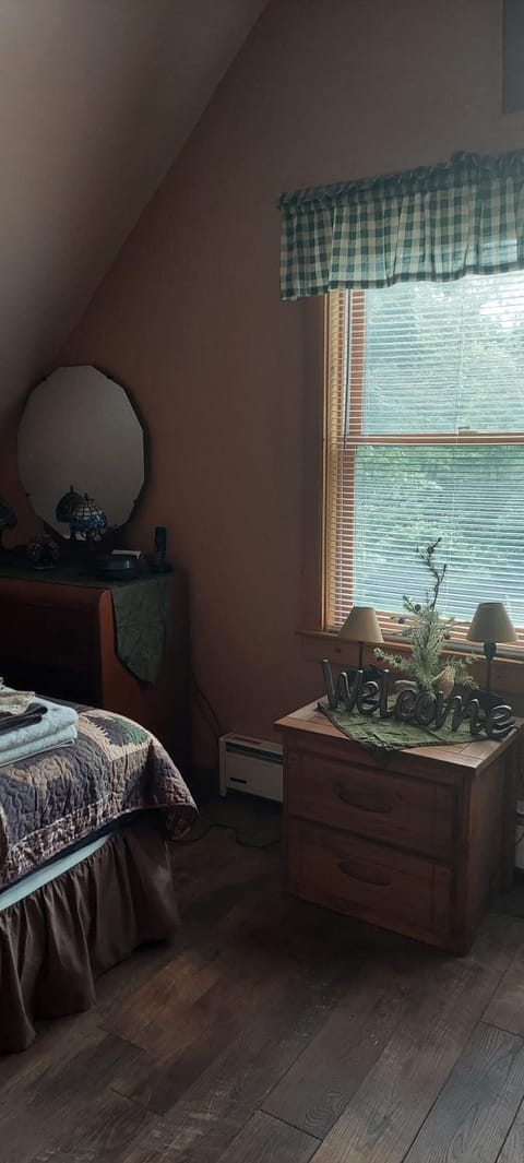 The Old Tioga Inn Bed and Breakfast Inn in Fairmount Township