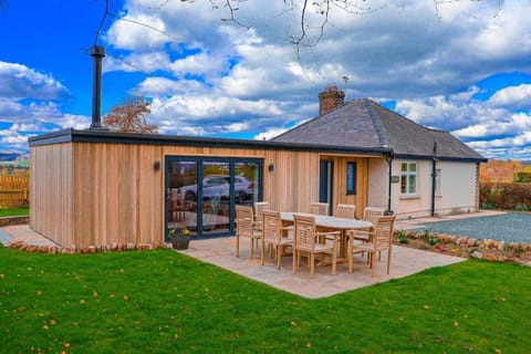 Property building, Patio, Garden, Dining area