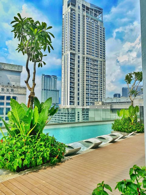 Swimming pool, Swimming pool