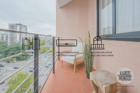 Elegancia y confort en el Paseo de la Castellana Apartment in Madrid