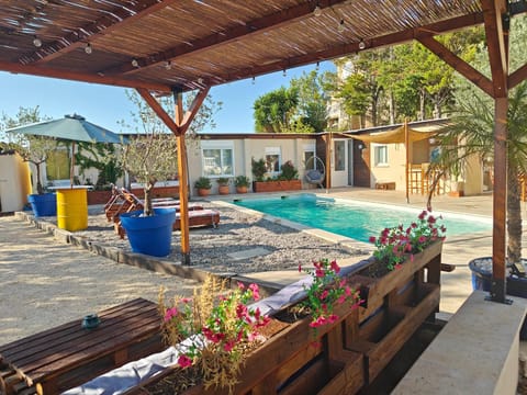 Garden, View (from property/room), Garden view, Swimming pool, sunbed