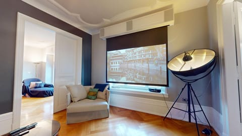 Communal lounge/ TV room, TV and multimedia, Living room