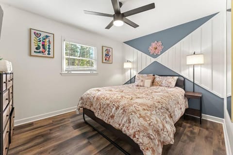 Exclusive Haven with Pool & Bar House in Atlanta