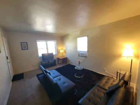 Furnished 1-Bedroom in Dayton! Apartment in Dayton