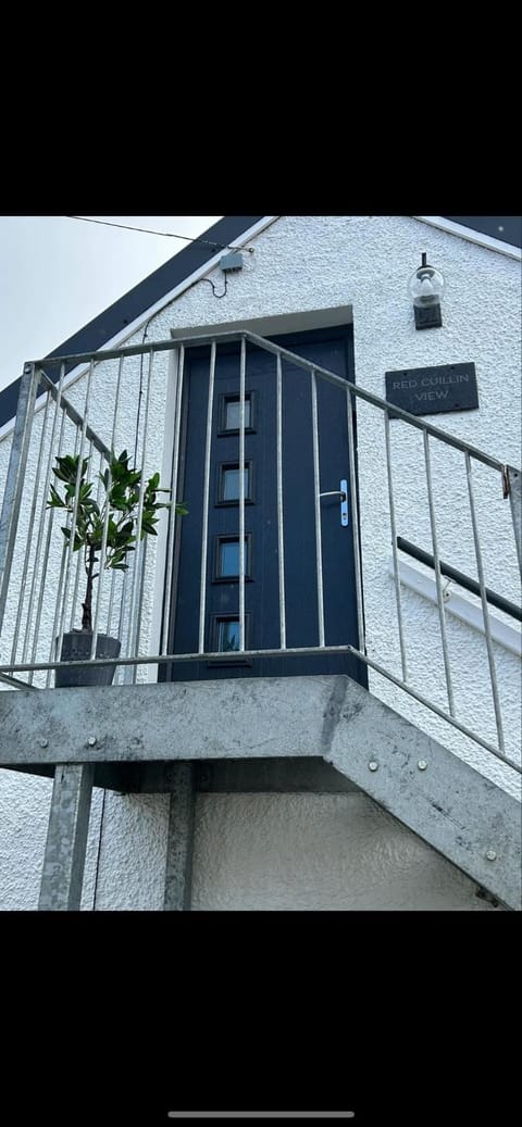 Red Cuillin View Apartment Apartment in Portree