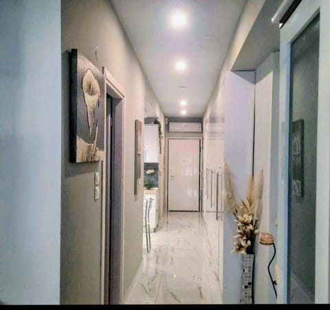 EV Apartment with free parking place Apartment in Volos