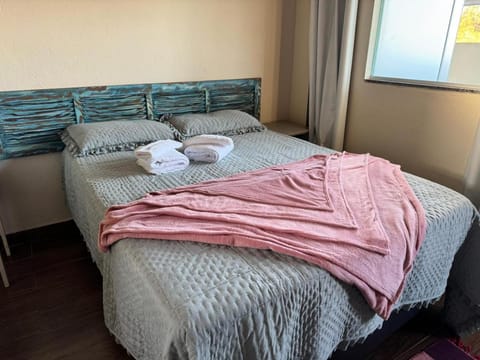 Suíte Casa de Luz-Lar na Serra-Quarto 2 Apartment in Miguel Pereira