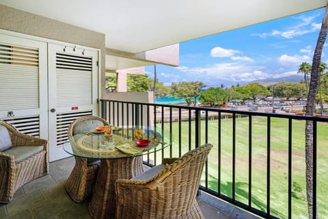 Gorgeous Luxury Ocean View 1 Bedroom Kamaole Sands 10-304 Apartment in Kamaole