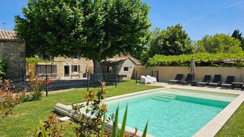 Property building, Garden, Garden, Garden view, Pool view, Swimming pool, Swimming pool, sunbed