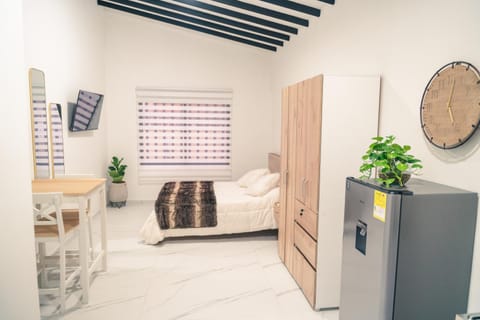 Bed, Photo of the whole room, Decorative detail, Bedroom, oven, wardrobe