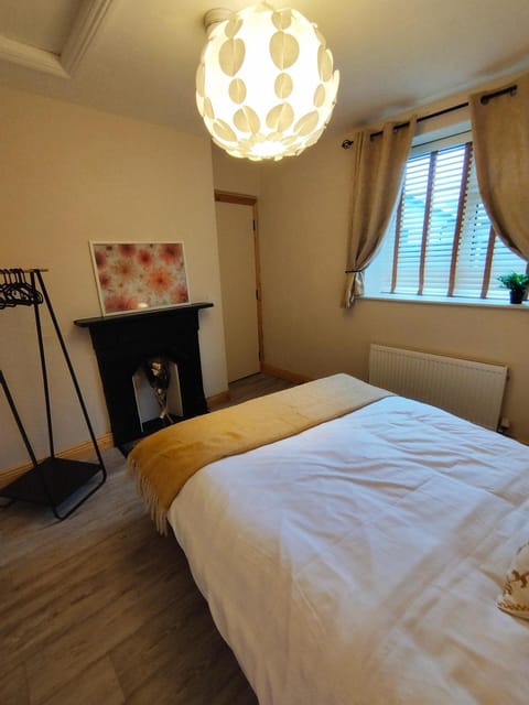 The Apartment Apartment in Longford