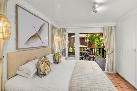 Knysna - Happy Hollow Chalet Apartment in Knysna