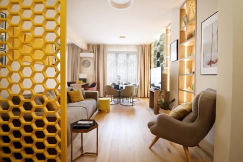 TV and multimedia, Living room, air conditioner