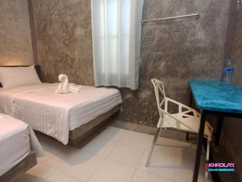 Khaolak Dive Resort Hotel in Khuekkhak