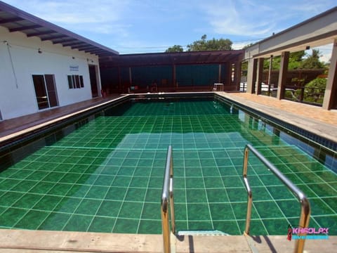 Khaolak Dive Resort Hotel in Khuekkhak