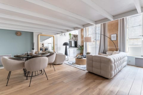 TV and multimedia, Living room, Dining area