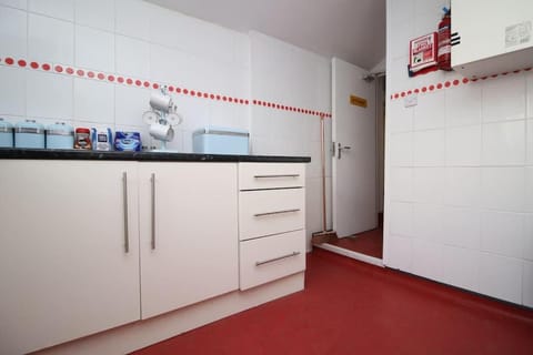 Kitchen or kitchenette, oven, stove