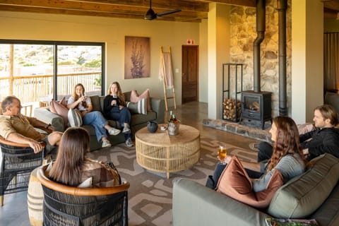 Communal lounge/ TV room, Living room, Lounge or bar