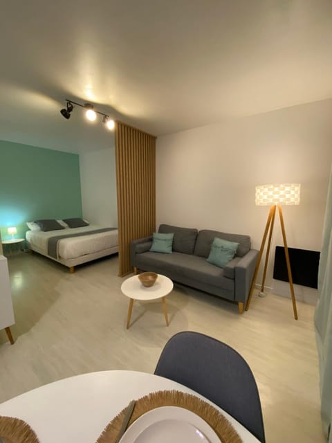 Living room, Bedroom