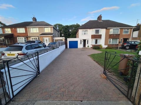 Coast Road Retreat-a stunning 3 bed home in Larne House in Northern Ireland