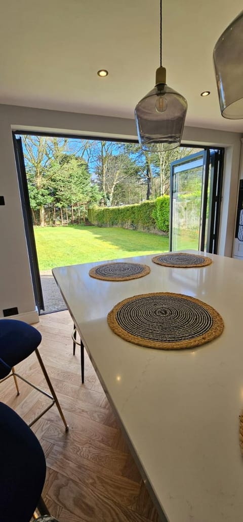 Coast Road Retreat-a stunning 3 bed home in Larne House in Northern Ireland