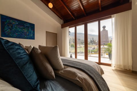 City view, Mountain view