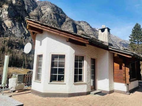 Studio Nina with Garage Direct train to Zermatt Apartment in Canton of Valais