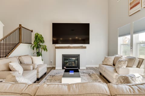 4 Mi to Dtwn Danville Home with Patio and Yard House in Indiana