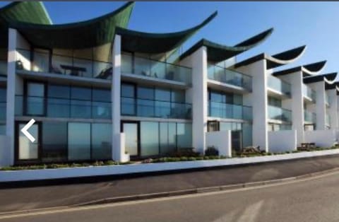 Westward Ho! Beachfront Luxury for 2 Apartment in Westward Ho