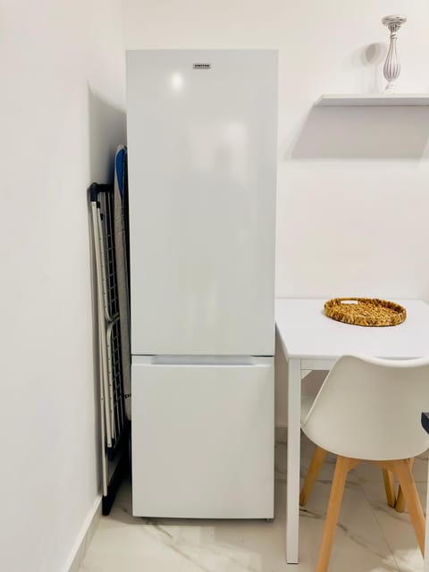 Nea Smirni Snug Stay - Fits 4 Apartment in Kallithea