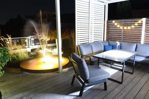 Night, Balcony/Terrace