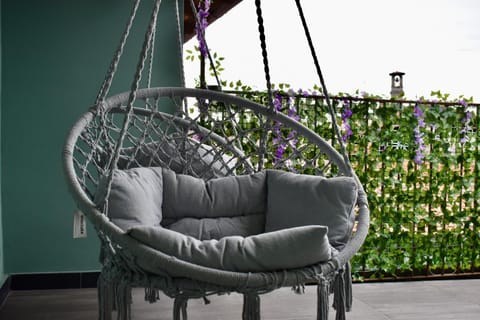 View (from property/room), Balcony/Terrace, Landmark view