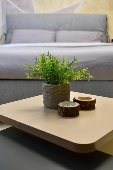 Bed, Decorative detail