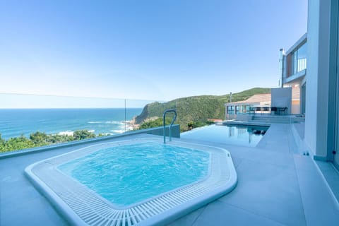 Natural landscape, Hot Tub, Mountain view, Pool view, Sea view, sunbed
