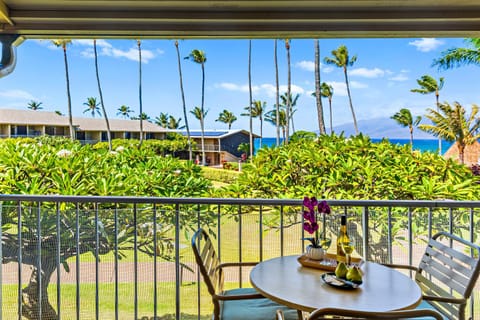 Napili Shores B211 Apartment in Kapalua
