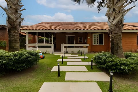 Property building, Spring, Day, Natural landscape, Garden, Garden view