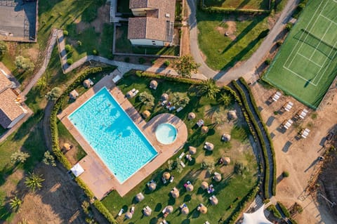 Bird's eye view, Swimming pool