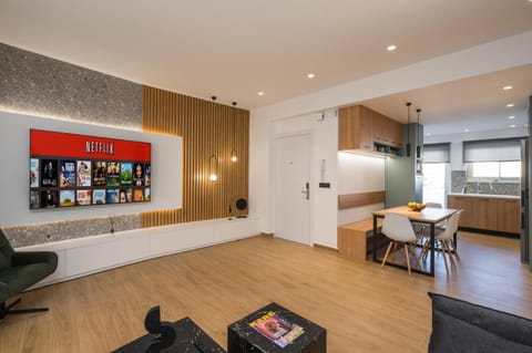Living room, Seating area, Dining area