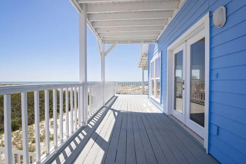 Dune Refuge House in Alabama