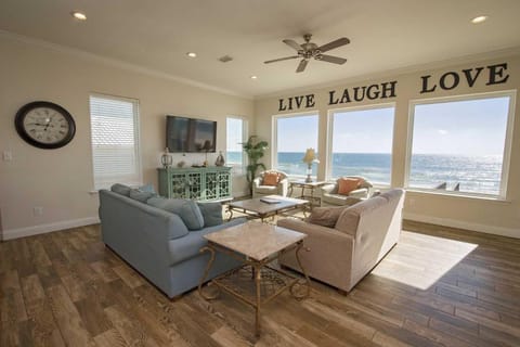 Pier Serenity House in Alabama