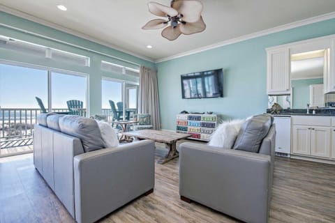 Big Breezy East & West House in Alabama