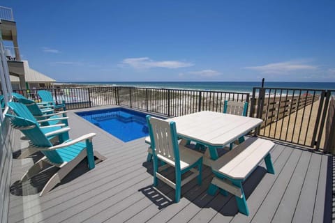 Yassy House House in West Beach