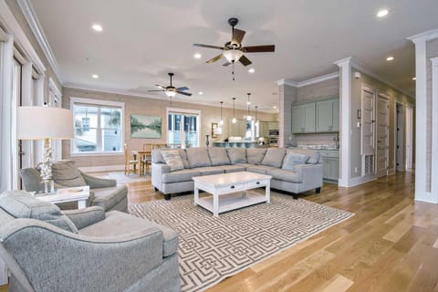 Boonedocks Cottages at Romar House in Orange Beach