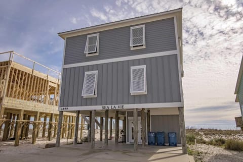 Cookin' Up Fun 1 House in West Beach