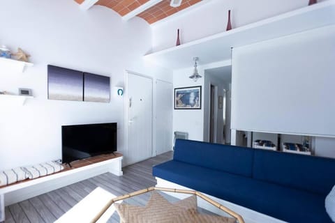Es Racó Blau Apartment in Cadaqués